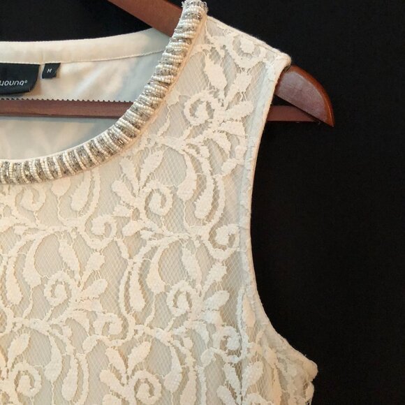 B. Young Beautiful Beaded Sleeveless Dress: Size M - Picture 6 of 16